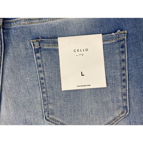 Cello Women Large Denim Shorts Mom Jeans Cuff High Rise NWT - Picture 3 of 8